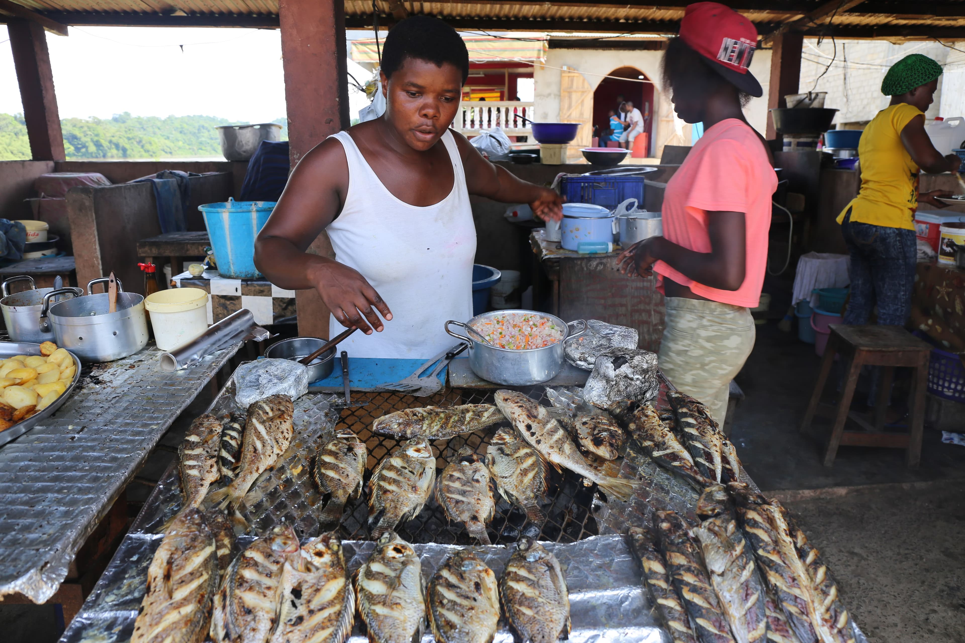 Grilled fish dish from Gabon