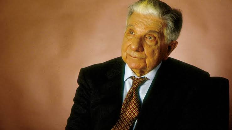 Mystery influential person from Paraguay